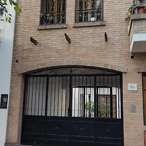 casa-duende.hotelsmendoza.com/